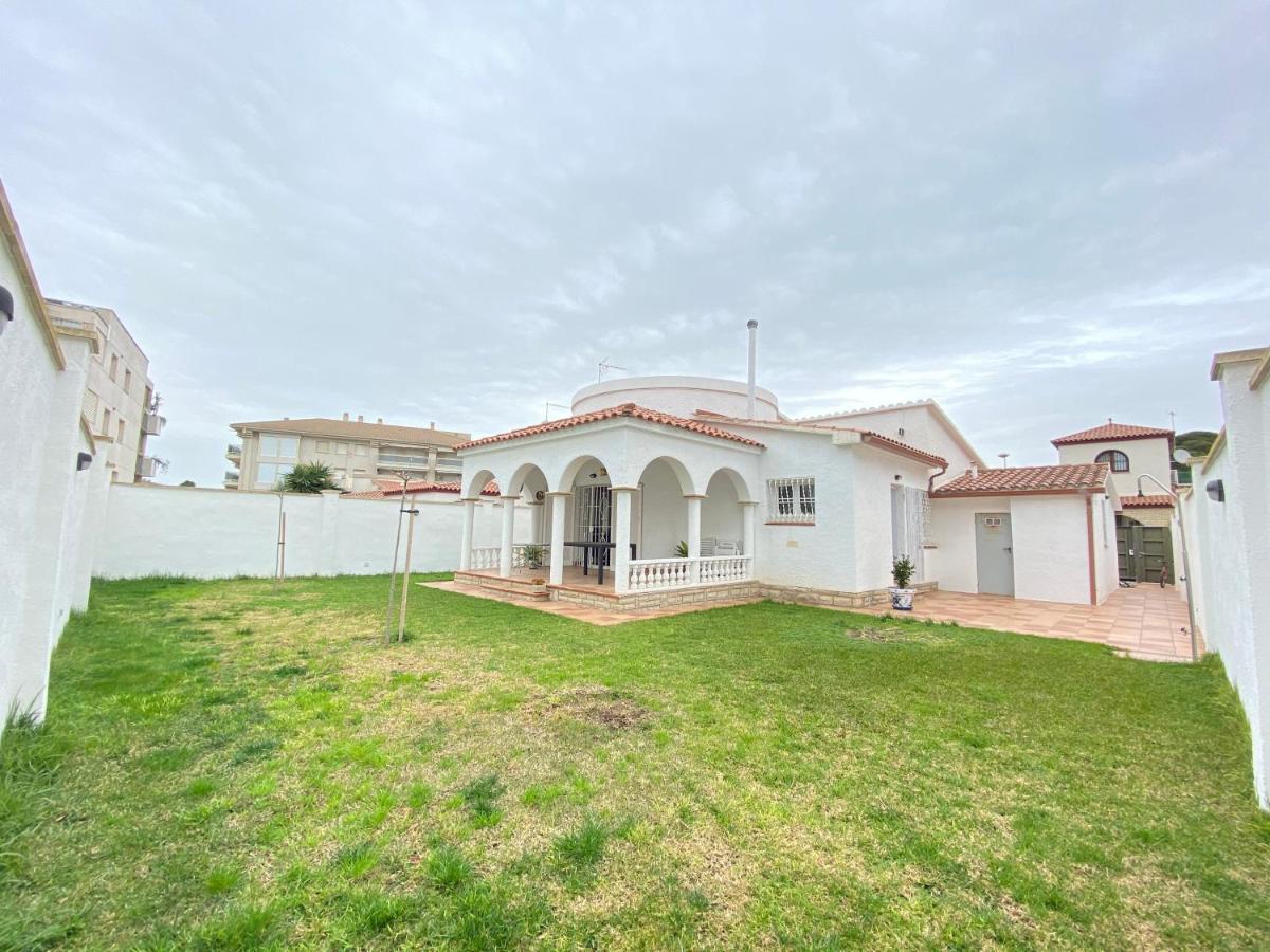 Villa Cambrils Beach Exterior photo